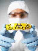 Значительное распространение хронических инфекционно-воспалительных заболеваний вирусной и вирусно-бактериальной этиологии у женщин репродуктивного возраста